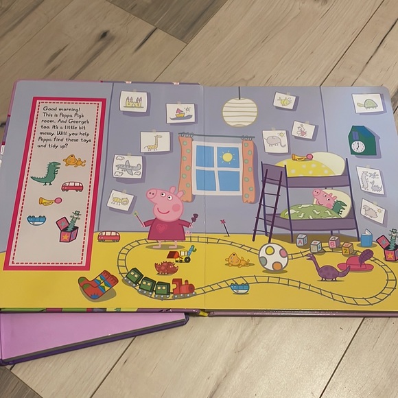 Peppa Pig Books (2) - Picture 5 of 5